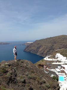 Oia on the distance, Caldera behind.